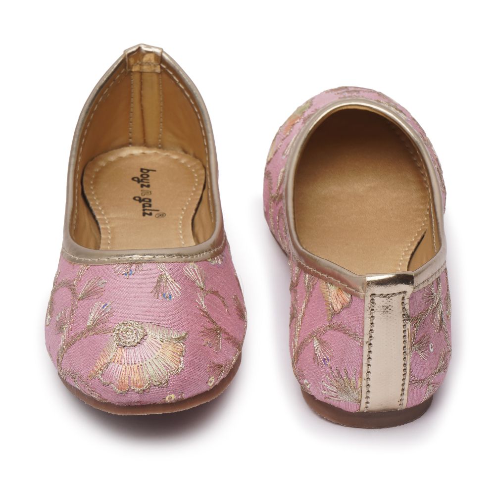 BOYZ N GALZ ISABEL MOJARIS - Image 3